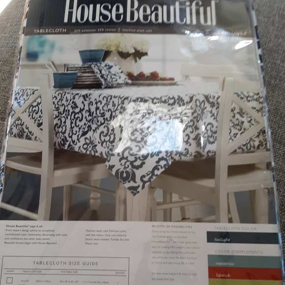 House Beautiful new table cloth. Size 52 x 70. - Picture 1 of 2
